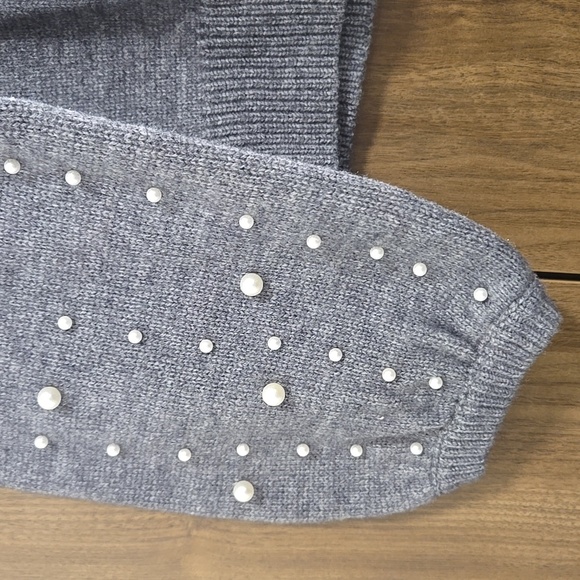 VICI-Pearl Embellished In Grey Sweater-Size Large - Picture 10 of 17